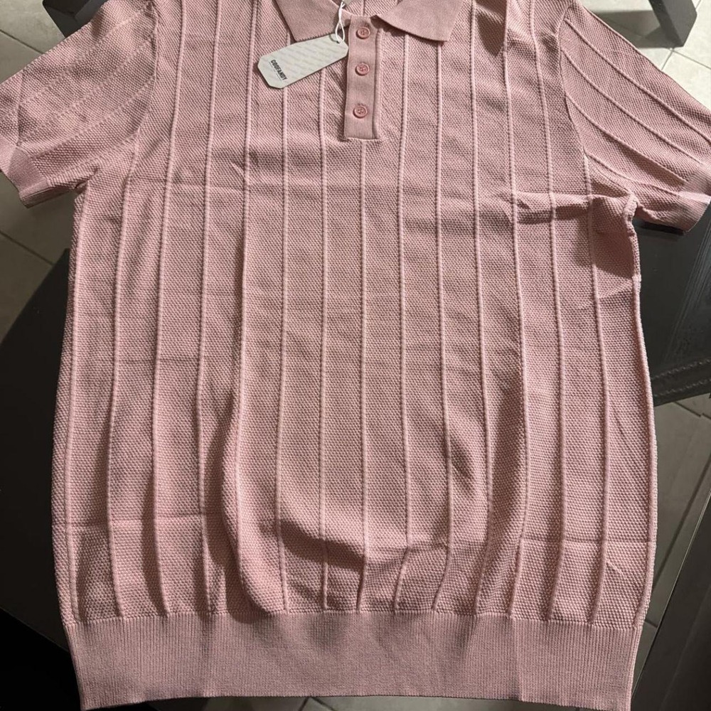 🌸 Men's Textured Knit Polo